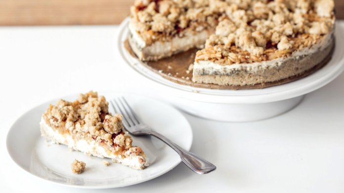 Jablkový cheesecake z ovesných vloček Jablkový cheesecake z ovesných vloček