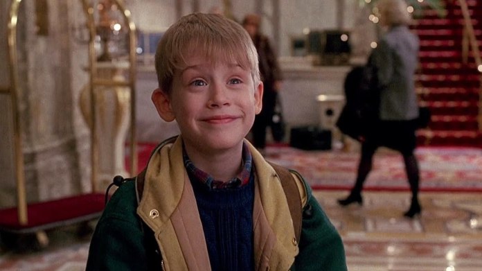 Kevin ze Sám doma. Macaulay Culkin a jeho nejslavnější role. Kevin ze Sám doma. Macaulay Culkin a jeho nejslavnější role.
