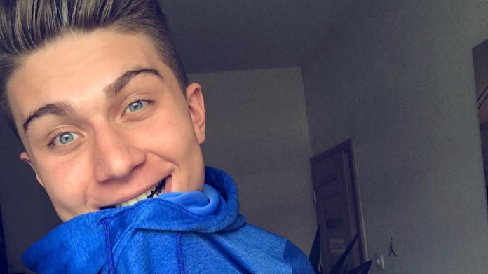 Rozešel se youtuber Datel s přítelkyní? 2 Rozešel se youtuber Datel s přítelkyní? 2