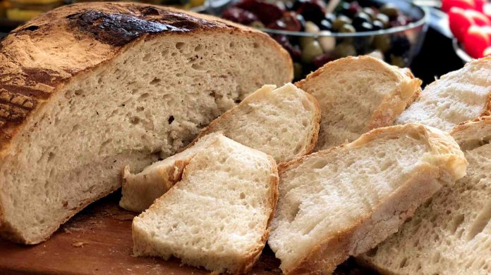 Vesnický špaldový chléb podle Josefa Maršálka Vesnický špaldový chléb podle Josefa Maršálka