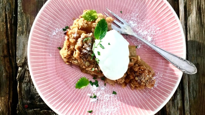Jablečný crumble s křupavou krustou Jablečný crumble s křupavou krustou