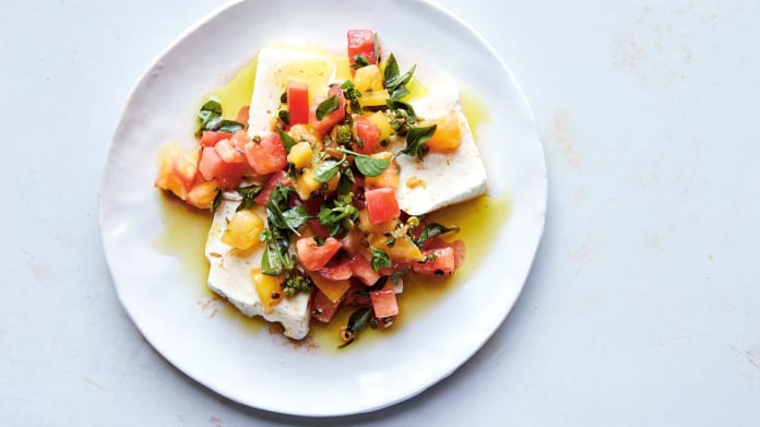 Feta s rajčaty a oreganem Feta s rajčaty a oreganem