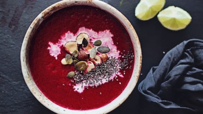 Detox polévka z červené řepy Detox polévka z červené řepy