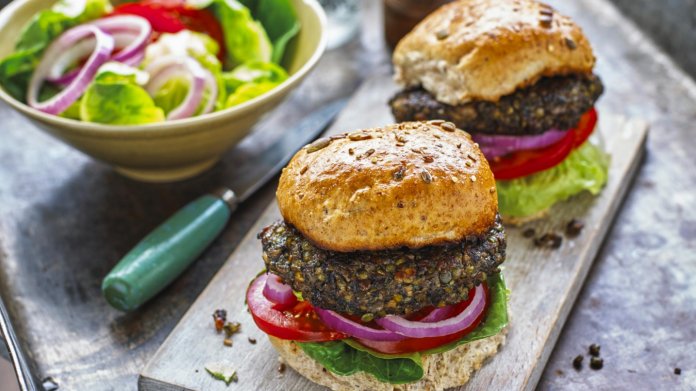 Čočkové burgery s houbami Čočkové burgery s houbami