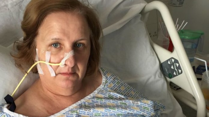 Žena přišla o končetiny po běžném zranění Žena přišla o končetiny po běžném zranění