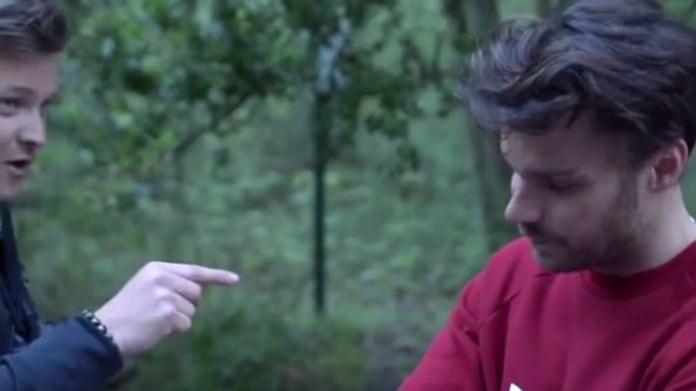 Celé video Kazmova pranku na Mareše Celé video Kazmova pranku na Mareše