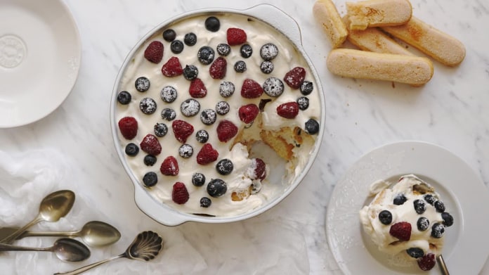 Tiramisu s ovocem Tiramisu s ovocem