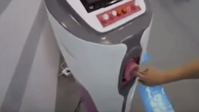 Stroj na masturbaci pro stydlivé dárce spermatu 2 Stroj na masturbaci pro stydlivé dárce spermatu 2