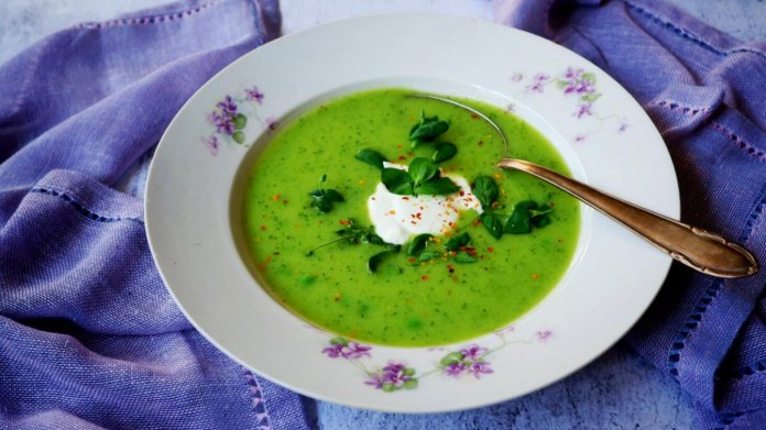 S Klárou v kuchyni: Hrášková polévka s wasabi S Klárou v kuchyni: Hrášková polévka s wasabi