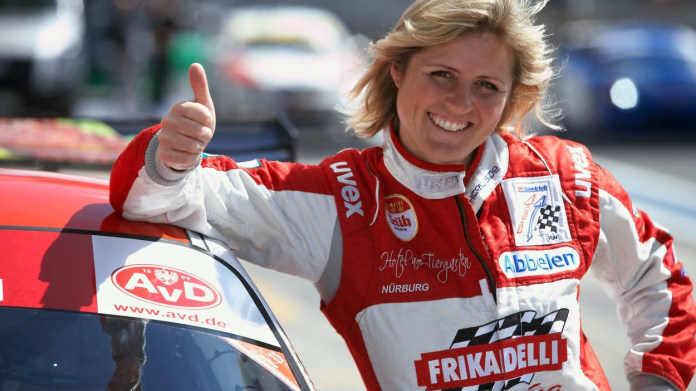 Sabine Schmitz prohrála boj s rakovinou 1 Sabine Schmitz prohrála boj s rakovinou 1