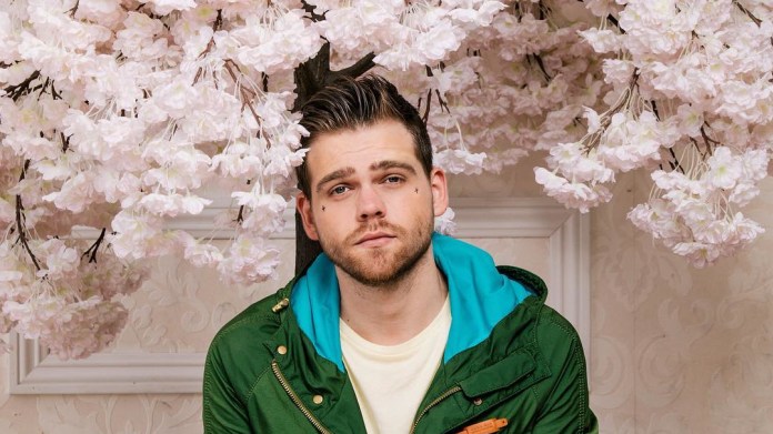 Youtuber si koupil vlastní město 2 Youtuber si koupil vlastní město 2