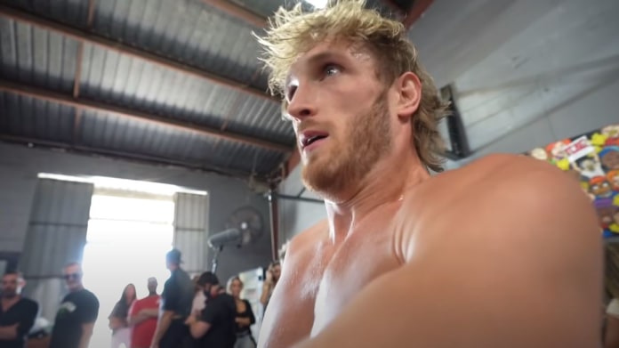 Takhle se Logan Paul připravuje na Floyda Mayweathera 1 Takhle se Logan Paul připravuje na Floyda Mayweathera 1