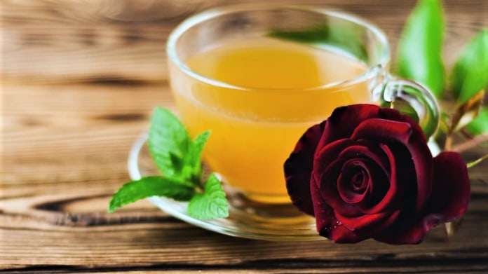 Nápoje lásky z bylin a koření aneb Jak si užít Valentýna Nápoje lásky z bylin a koření aneb Jak si užít Valentýna