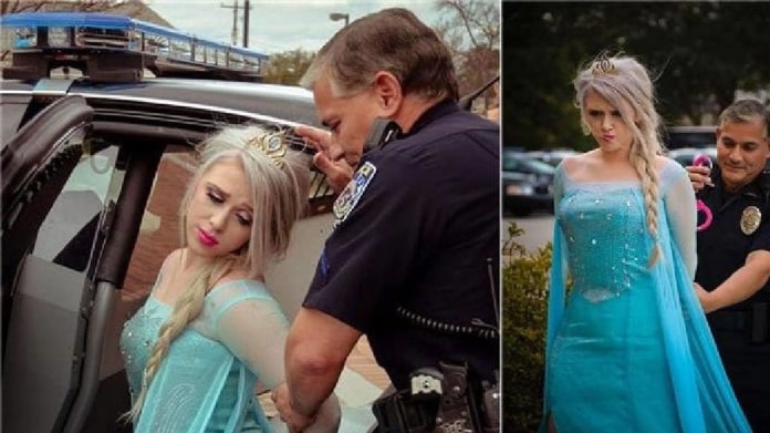 Zadržená Elsa 2 Zadržená Elsa 2