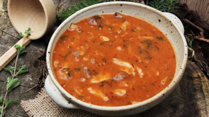 "Dršťková" polévka z růžovek "Dršťková" polévka z růžovek