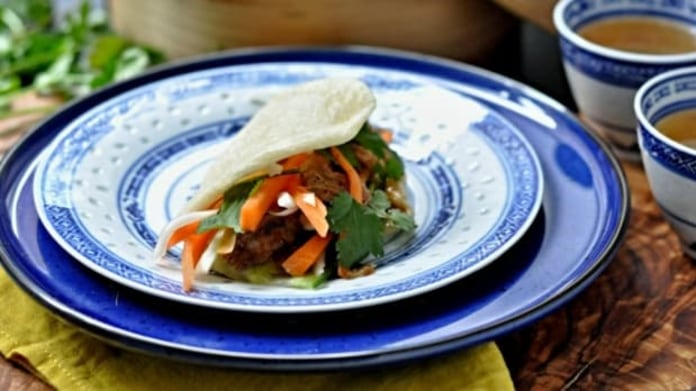 Steamed pork buns Steamed pork buns