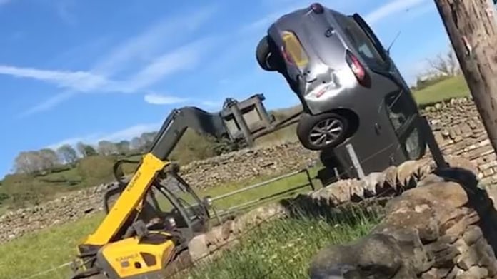 Farmář vs. auto 1 Farmář vs. auto 1