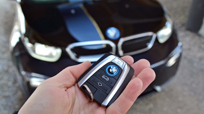 Loupež v BMW 1 Loupež v BMW 1
