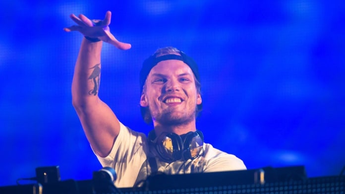 Avicii se podřezal střepem Avicii se podřezal střepem