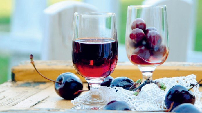 Domácí višňová griotka Domácí višňová griotka