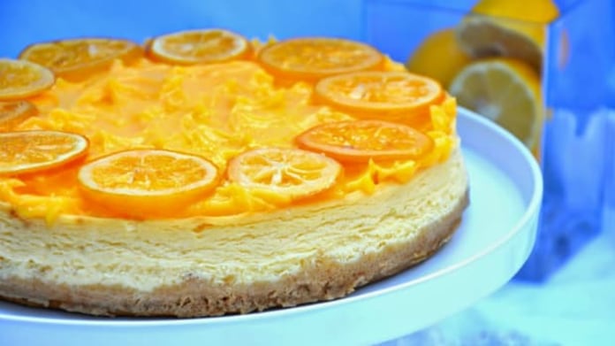 Citronový cheesecake s krémem Lemon curd Citronový cheesecake s krémem Lemon curd
