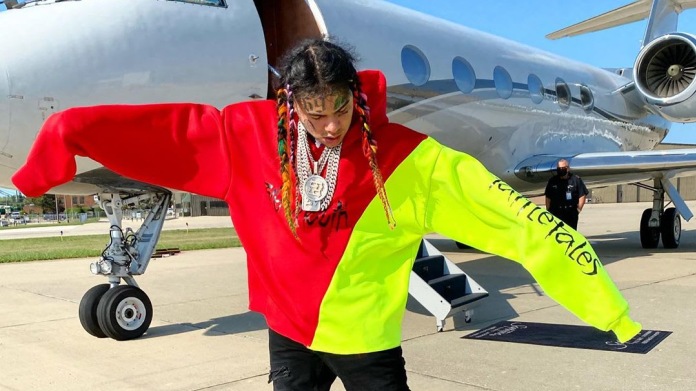 Rapper 6ix9ine skončil v nemocnici kvůli předávkování 1 Rapper 6ix9ine skončil v nemocnici kvůli předávkování 1