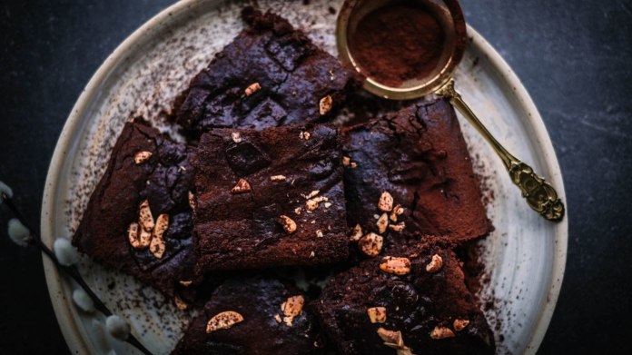 Bezlepkové čokoládové brownies s kešu máslem Bezlepkové čokoládové brownies s kešu máslem