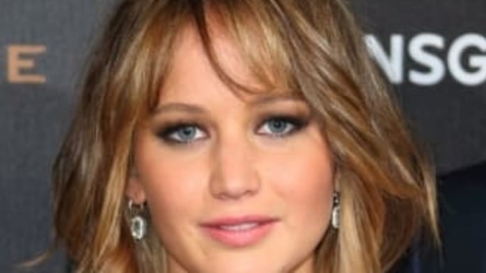 Herečka Jennifer Lawrence - 22 let Herečka Jennifer Lawrence - 22 let