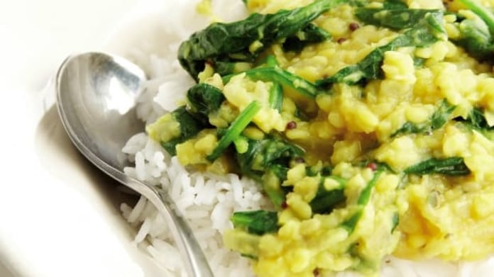 Rychlé vegetariánské kari Mung Dahl Rychlé vegetariánské kari Mung Dahl