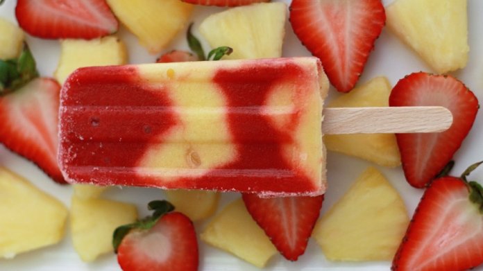 Jahody a ananas jsou skvělá kombinace i při hubnutí Jahody a ananas jsou skvělá kombinace i při hubnutí