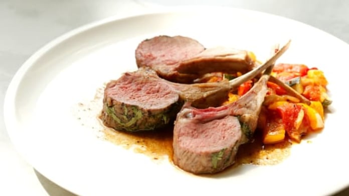 Jehněčí na marocký způsob s ratatouille Jehněčí na marocký způsob s ratatouille