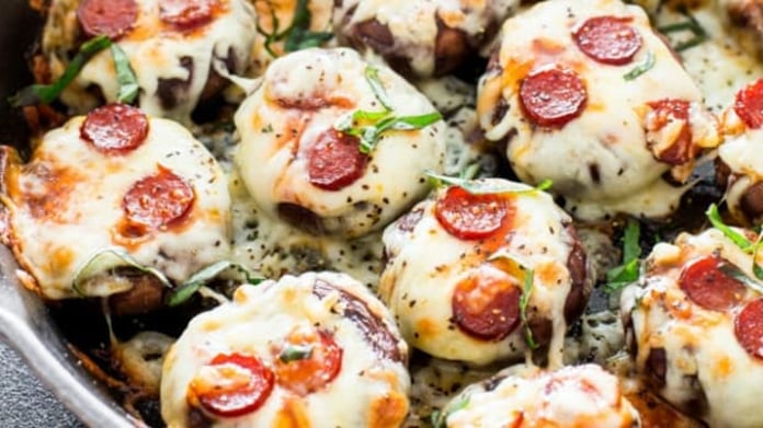 Plněné žampiony ala pizza pepperoni Plněné žampiony ala pizza pepperoni