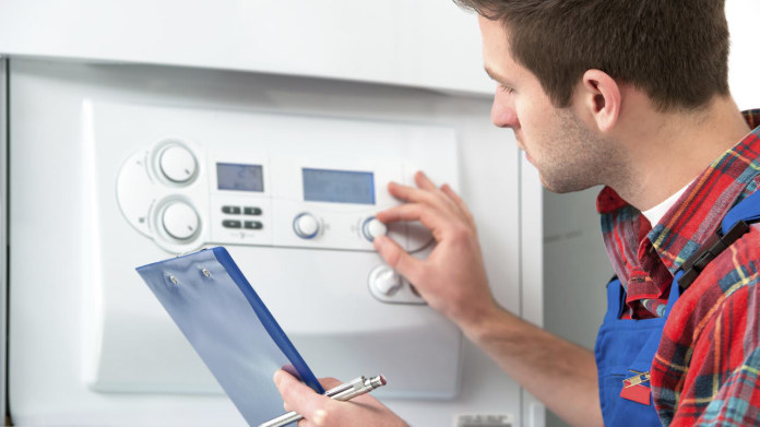 Před topnou sezónou je důležitá pravidelná servisní prohlídka plynového kotle Před topnou sezónou je důležitá pravidelná servisní prohlídka plynového kotle