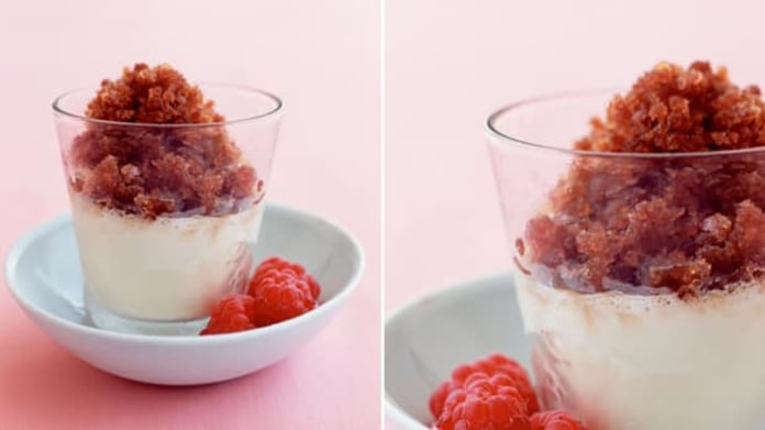 Jablečný sorbet s kolovou granitou Jablečný sorbet s kolovou granitou