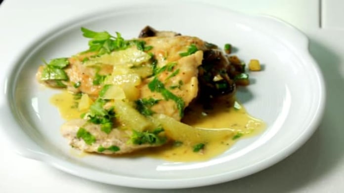 Krůtí piccata s citronovou omáčkou Krůtí piccata s citronovou omáčkou