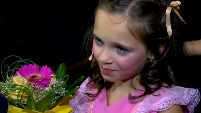 video TOP STAR magazín: Malá Charlotte Gotová má svou první práci - zpívá v muzikálu Mata Hari video TOP STAR magazín: Malá Charlotte Gotová má svou první práci - zpívá v muzikálu Mata Hari