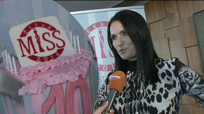 Video VIP zprávy: Michaela Maláčová pozvala na zahájení příprav 10. Miss všechny předchozí vítězky Video VIP zprávy: Michaela Maláčová pozvala na zahájení příprav 10. Miss všechny předchozí vítězky
