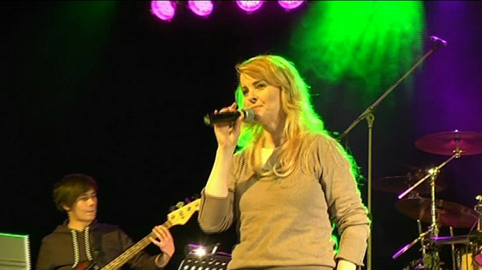 Video VIP zprávy: Iveta Bartošová byla na generálce před svým koncertem ve Svitavách pěkně nervózní Video VIP zprávy: Iveta Bartošová byla na generálce před svým koncertem ve Svitavách pěkně nervózní