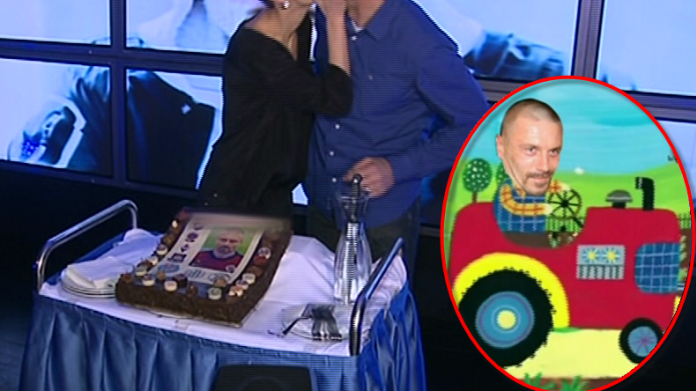 Video VIP zprávy: Fotbalista Tomáš Řepka oslavil 40.narozeniny Video VIP zprávy: Fotbalista Tomáš Řepka oslavil 40.narozeniny