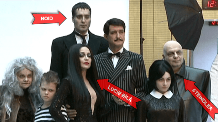 Video VIP zprávy: Máme se na co těšit - brzo tu bude muzikál Addams Family! Video VIP zprávy: Máme se na co těšit - brzo tu bude muzikál Addams Family!
