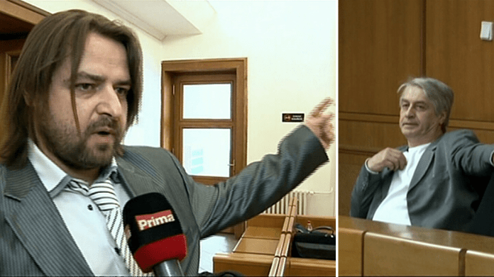 Video VIP zprávy: V soudní síni to byla mezi Rychtářem a Macurou opravdu fraška! Video VIP zprávy: V soudní síni to byla mezi Rychtářem a Macurou opravdu fraška!