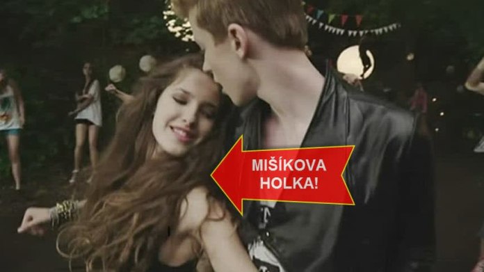 Video VIP zprávy: Adam Mišík je velký idol náctiletých slečen. Bohužel je zadaný. Zamiloval se do dívky ze svého klipu! Video VIP zprávy: Adam Mišík je velký idol náctiletých slečen. Bohužel je zadaný. Zamiloval se do dívky ze svého klipu!