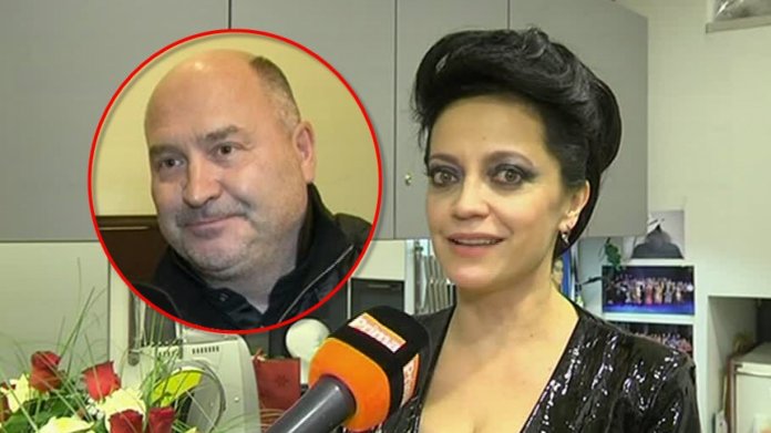 Video VIP zprávy: Lucie Bílá a Michal David si doslova na Vánocích ujíždějí. Odmítají s nimi skončit! Video VIP zprávy: Lucie Bílá a Michal David si doslova na Vánocích ujíždějí. Odmítají s nimi skončit!