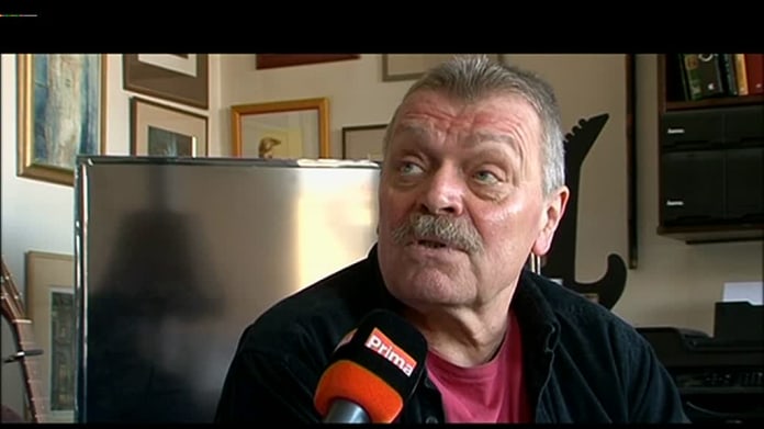 Video VIP zprávy: Miroslav Paleček se přiznal ke krádeži! Naštěstí mu po 40 letech prošla! Video VIP zprávy: Miroslav Paleček se přiznal ke krádeži! Naštěstí mu po 40 letech prošla!