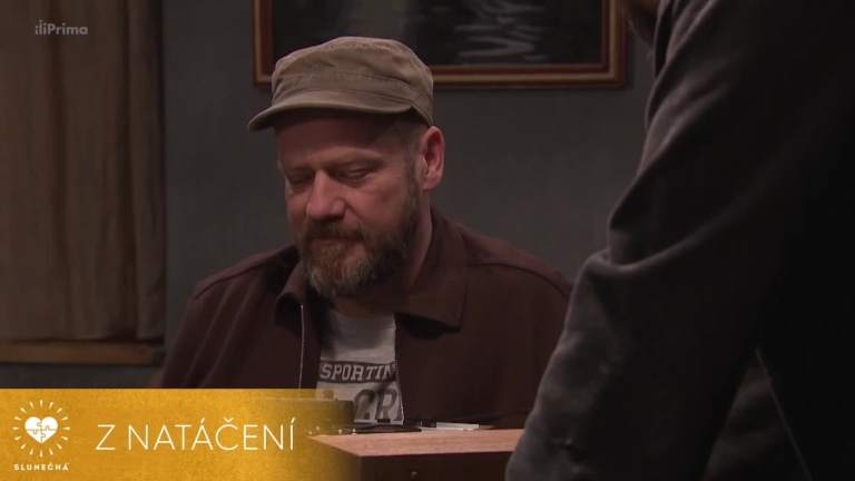 Slunečná: Nepovedené klapky (Tom a gramofon 2) Slunečná: Nepovedené klapky (Tom a gramofon 2)