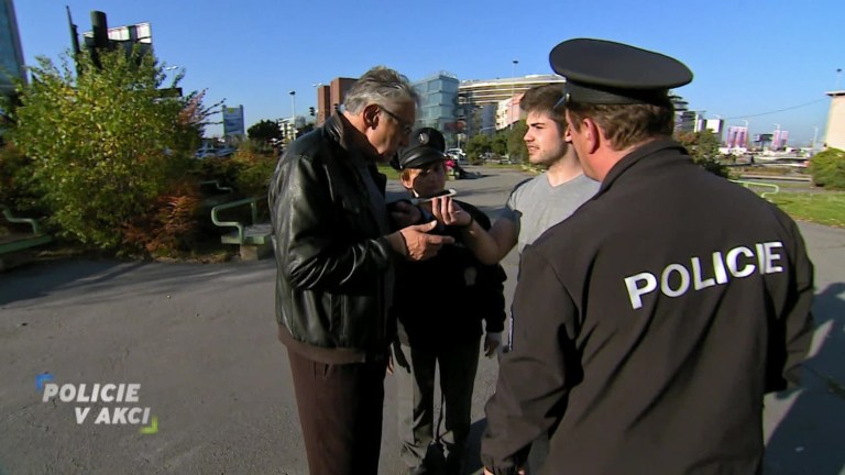 Policie v akci (36) Policie v akci (36)