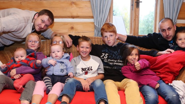 Táta na plný úvazek (5) Táta na plný úvazek (5)