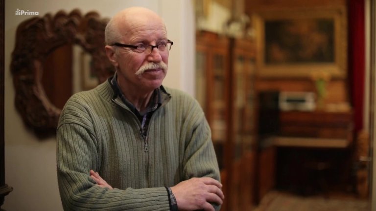 Vychytávky Ládi Hrušky 2019 (2): Dřevosochař Vychytávky Ládi Hrušky 2019 (2): Dřevosochař