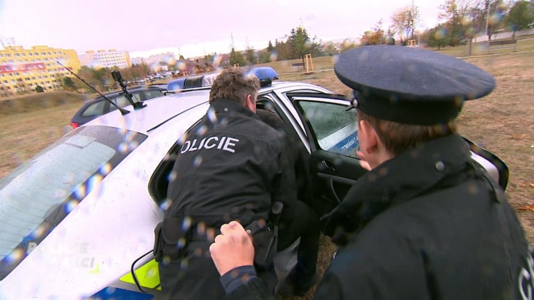 Policie v akci II (277) Policie v akci II (277)