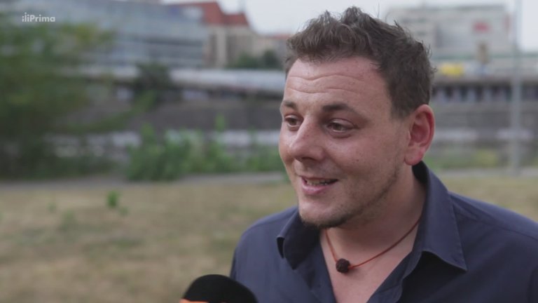 Ano, šéfová!: Kde se vzal Santo Pagana Ano, šéfová!: Kde se vzal Santo Pagana